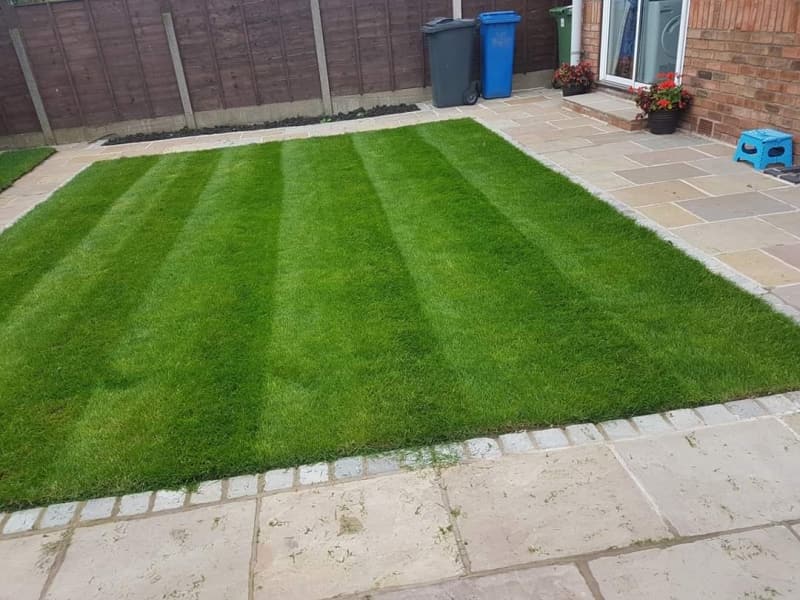 jrobsgroundmaintenance.seesite.biz_--_526926185